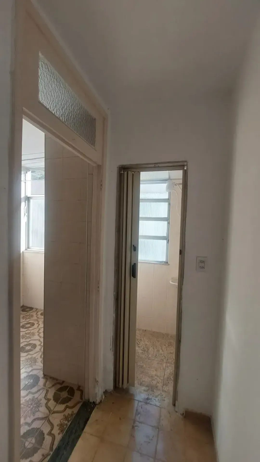 Unfurnished 2-bedroom apartment with 70 m² — photo 20