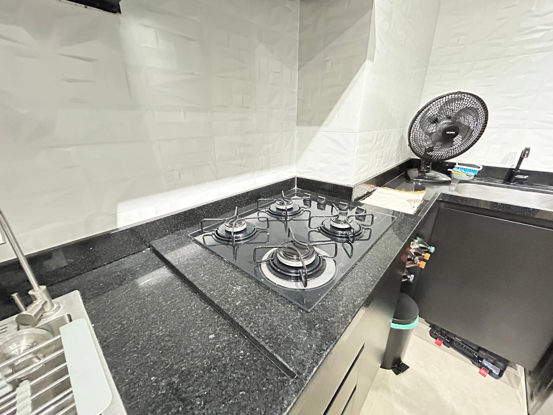 Apartamento mobiliado de 2 quartos com máquina de lavar — photo 14