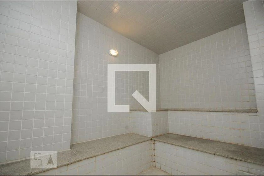 1-bedroom furnished apartment with glass shower cabin — photo 10