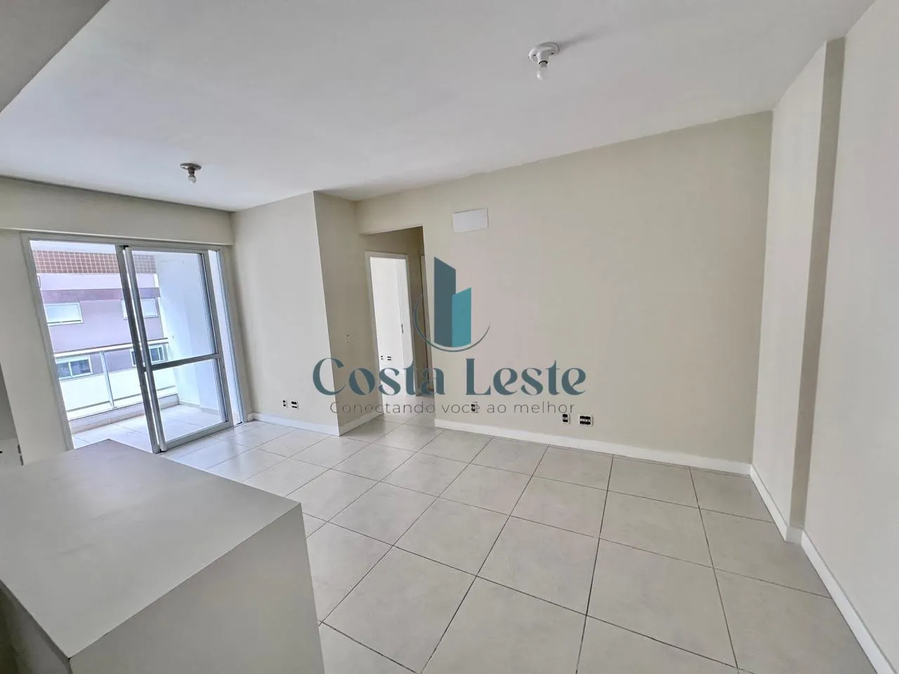 72 m² apartment with an open-plan kitchen and 2 bedrooms