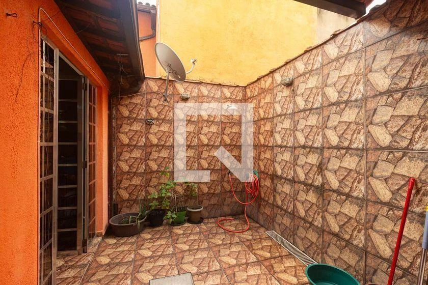 Washing machine in a 2-bedroom house, 60 m² — photo 44