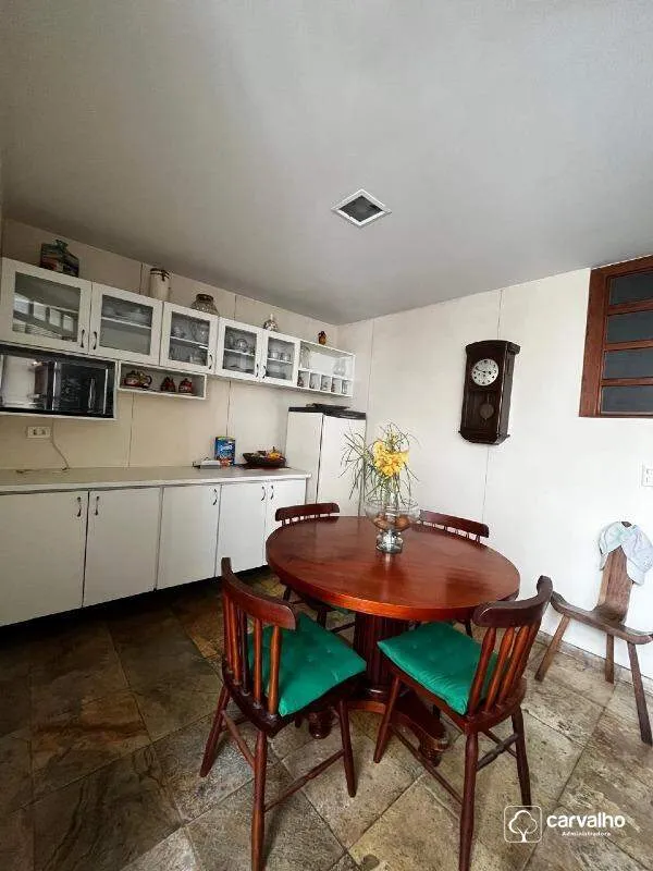 Apartment with 3 bedrooms and 3 bathrooms, 198 m² — photo 25