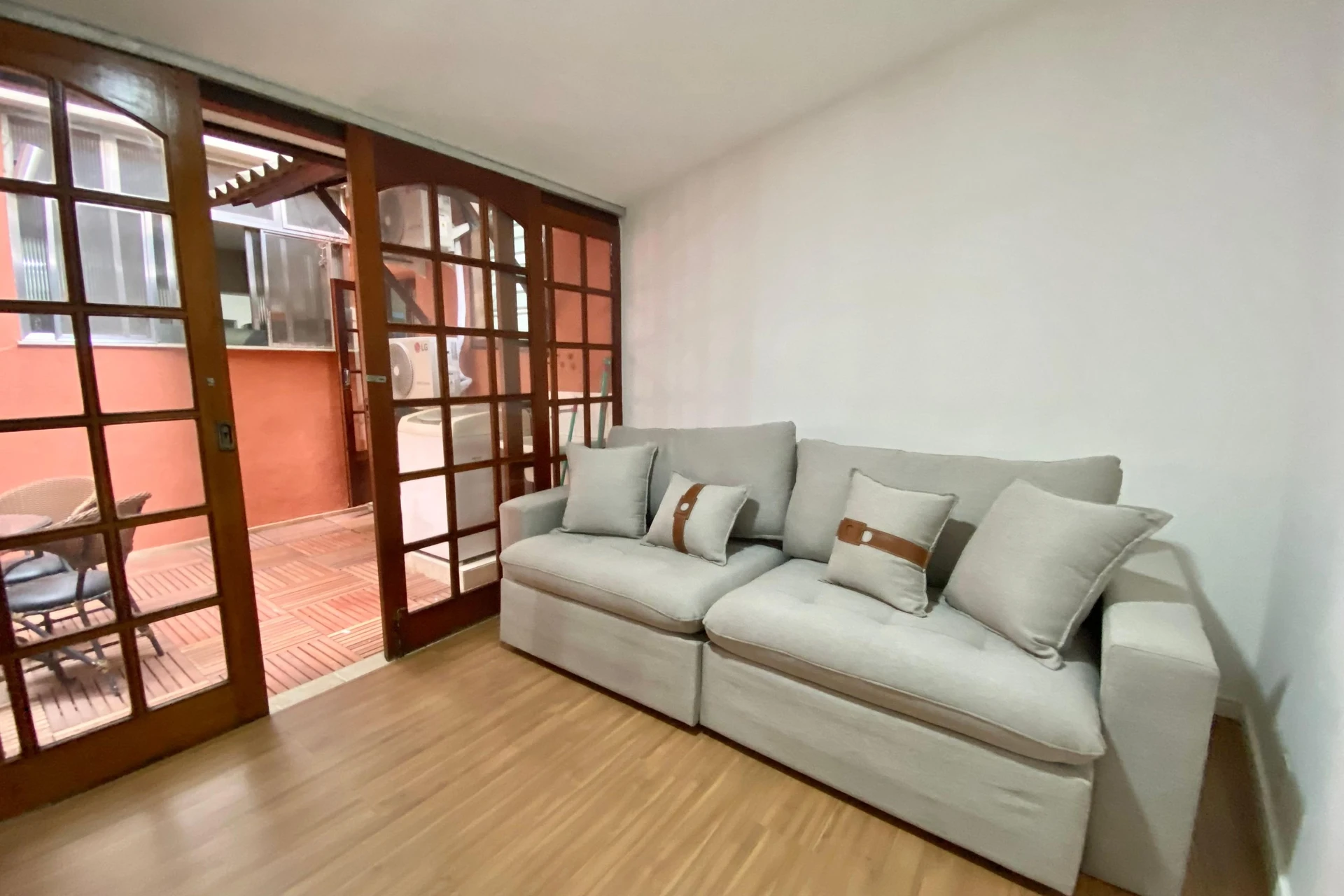 2-bedroom apartment with a private BBQ — photo 28