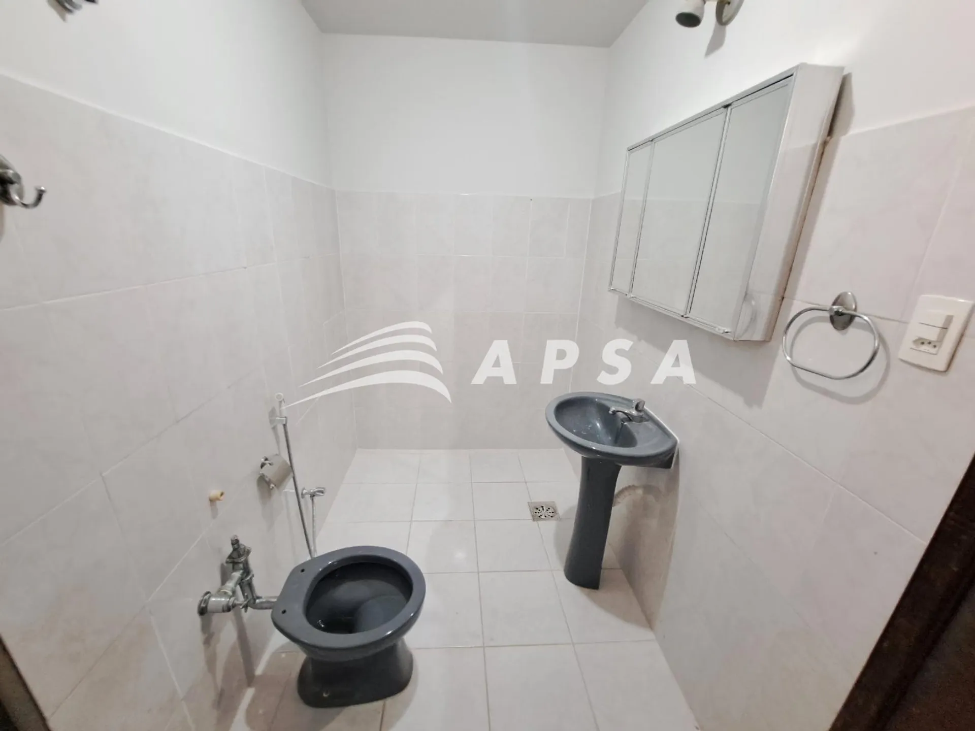 2-bedroom apartment with a washing machine in Rio de Janeiro — photo 15