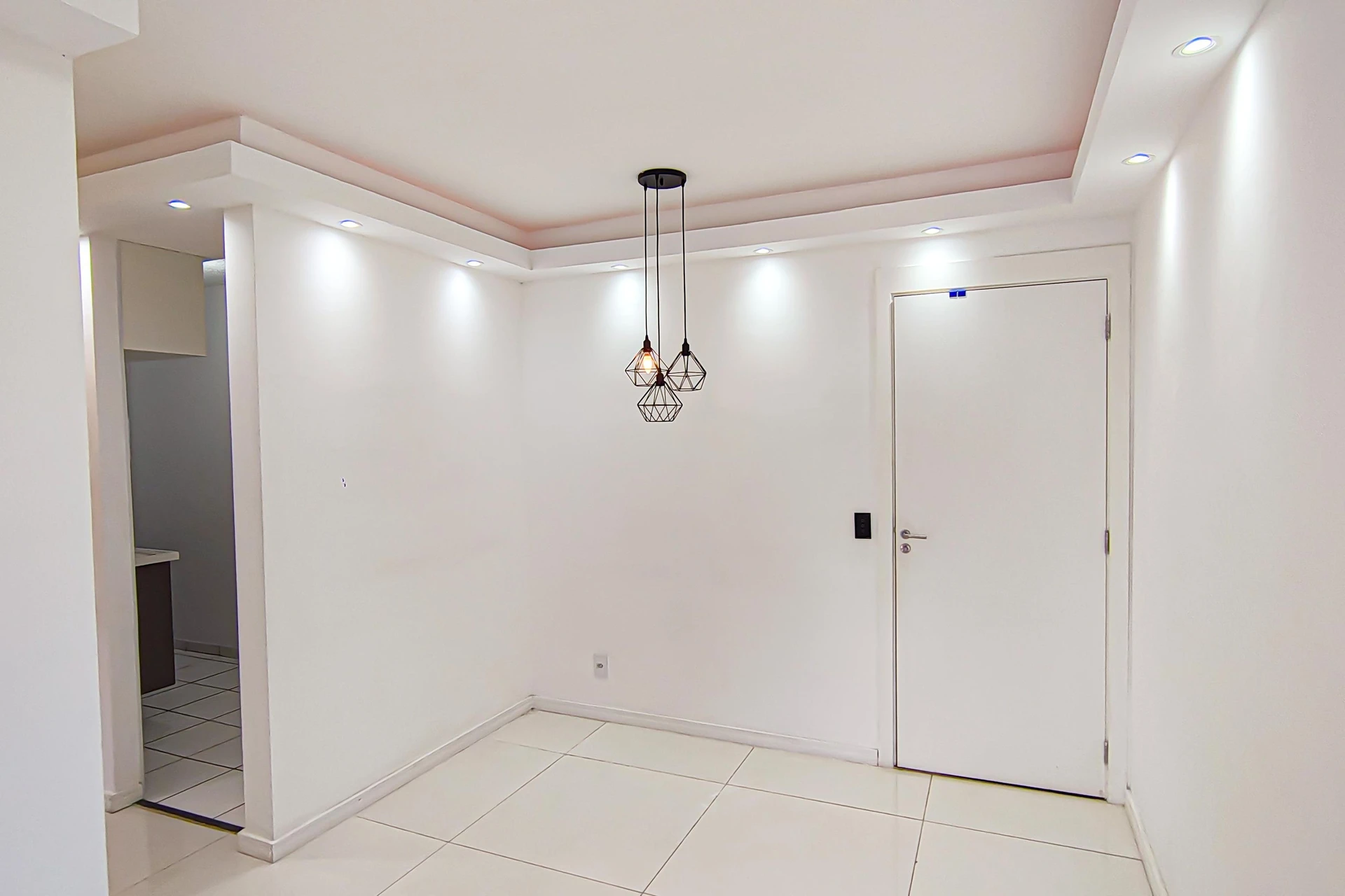 2-bedroom apartment with a mountain view in Rio de Janeiro — photo 11