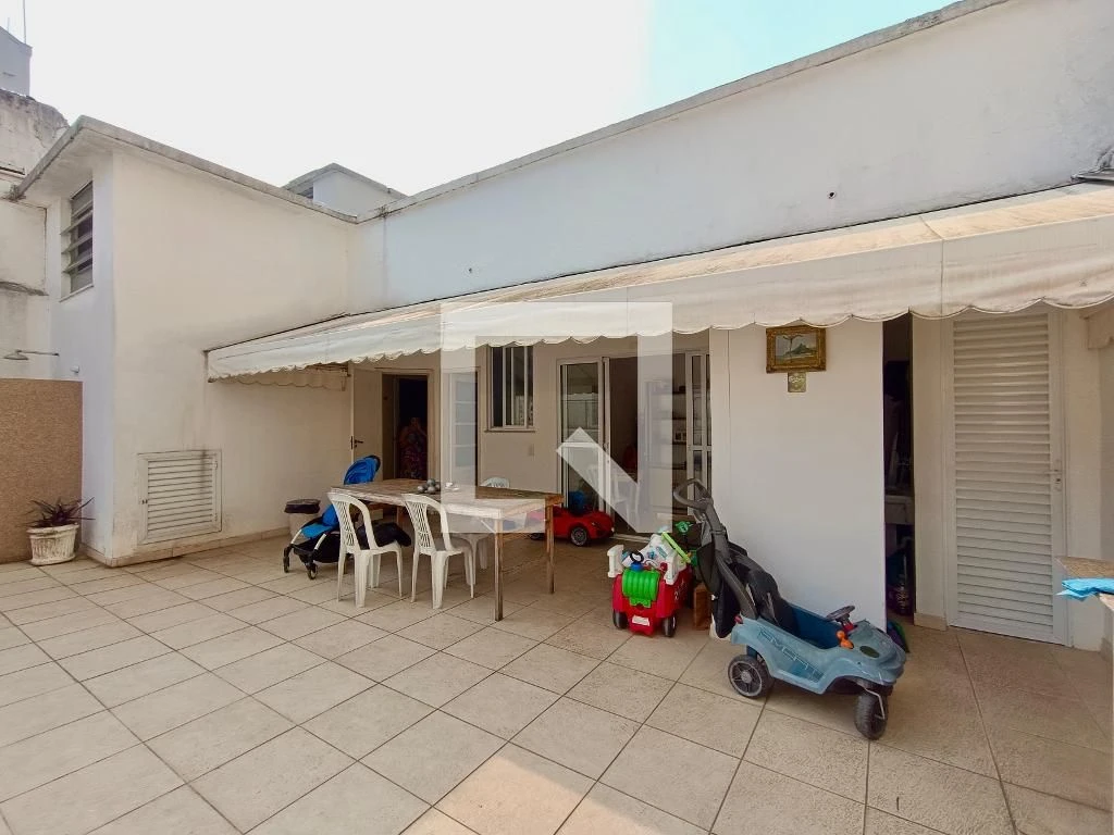 Furnished apartment with private yard and BBQ — photo 29