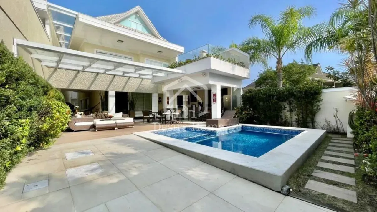 House with 5 bedrooms, 5 bathrooms and 2 parking spots — photo 8