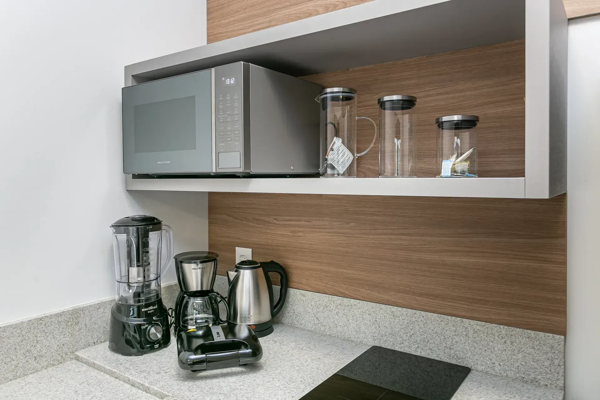 Меблированная квартира с террасой 80 м² и 1 спальней — photo 13