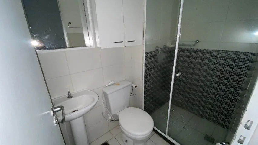 Apartamento de 2 quartos em condomínio com piscina — photo 8