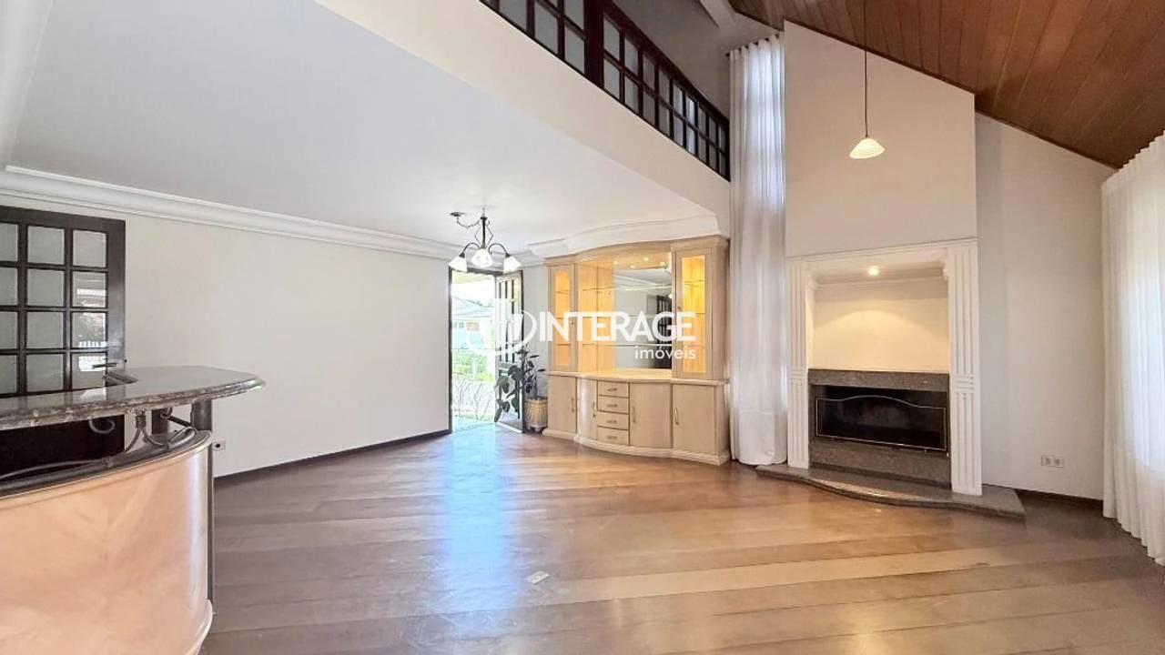 3-bedroom house with a bathtub — photo 21