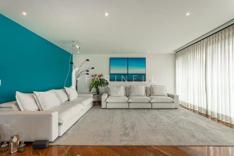 Furnished 250 m² apartment with 2 en-suite bedrooms — photo 12