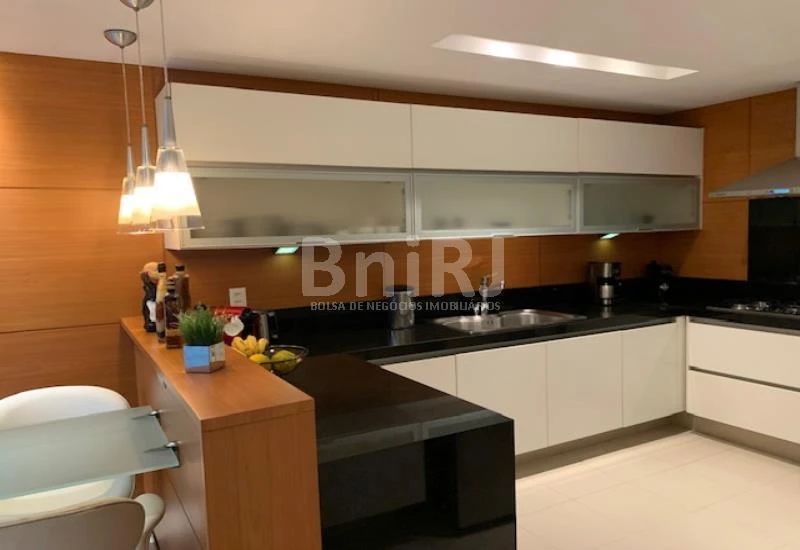 Apartamento mobiliado de 260 m² com 4 dormitórios e churrasqueira — photo 11