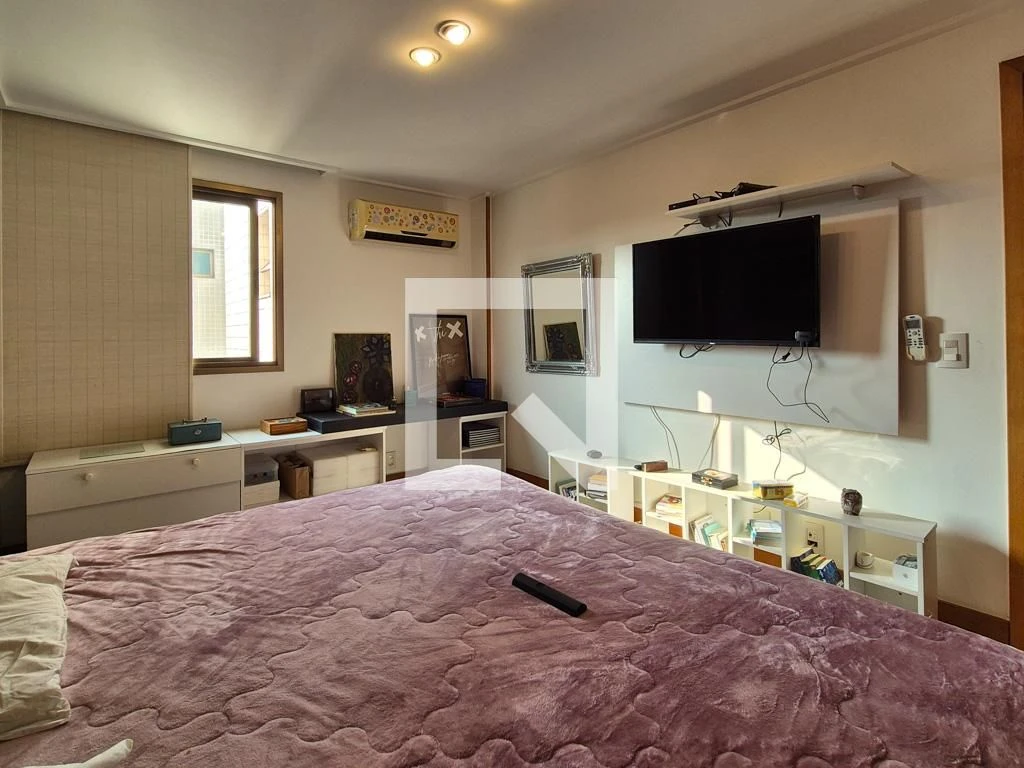 Furnished apartment with 5 en-suite bedrooms and terrace — photo 7