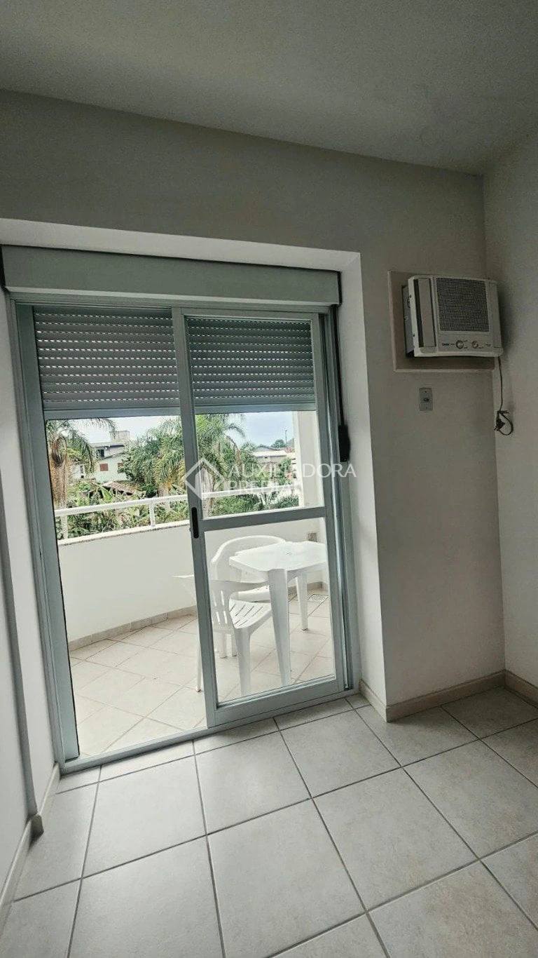 Furnished apartment, 62 m², with a grill on the balcony — photo 4