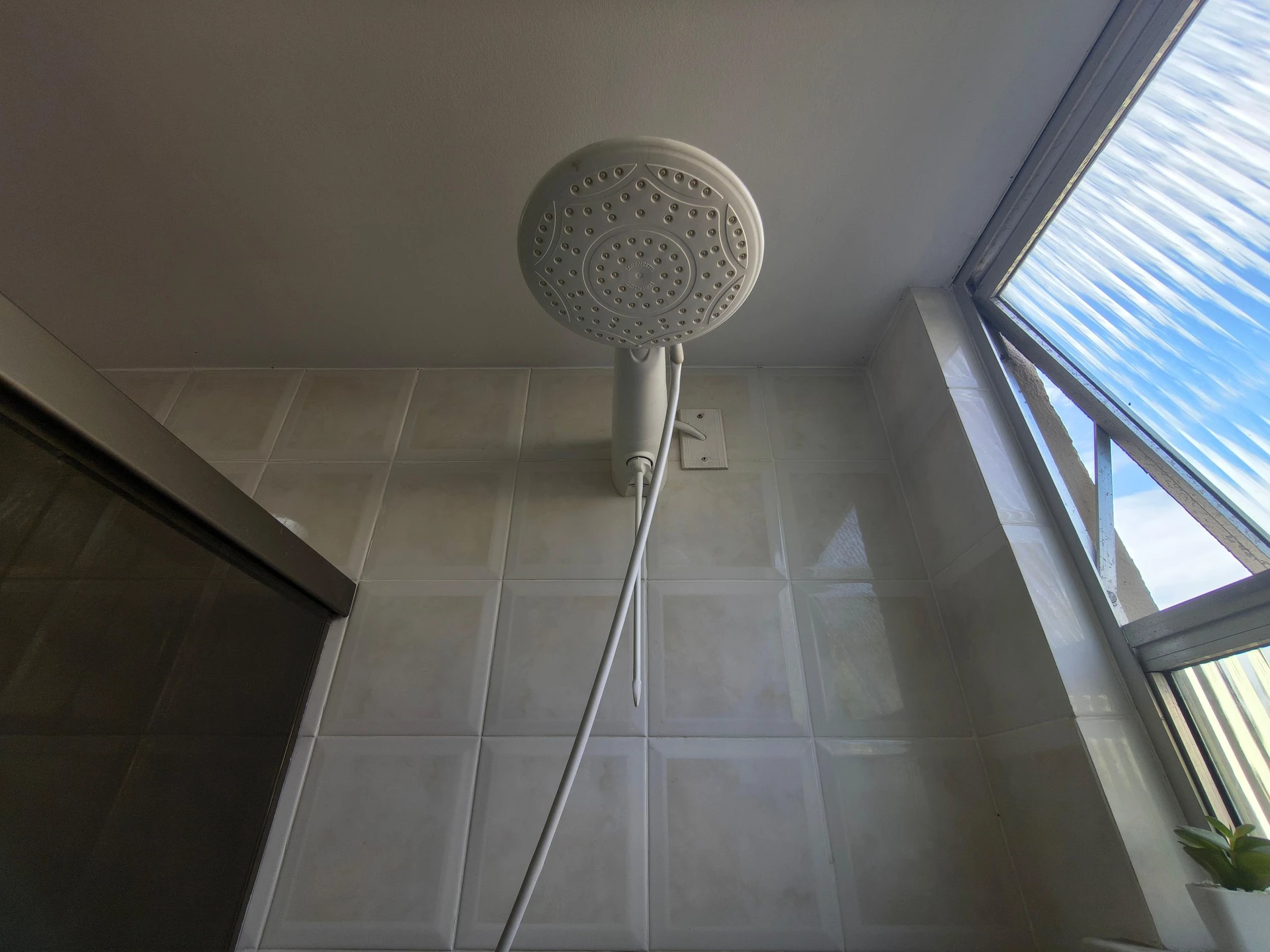 Apartamento amueblado con 3 dormitorios y balcón — photo 27