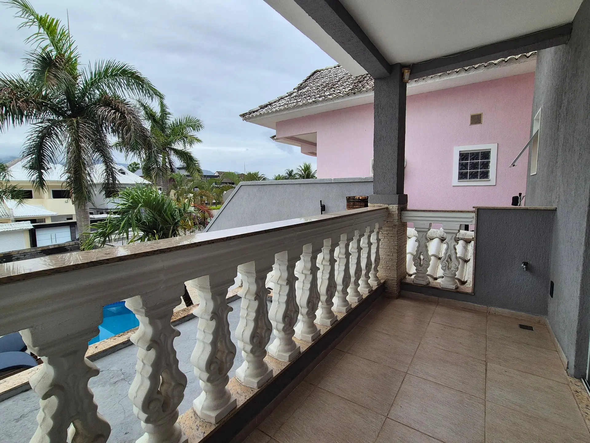 Furnished house, 400 m², with a dishwasher — photo 42