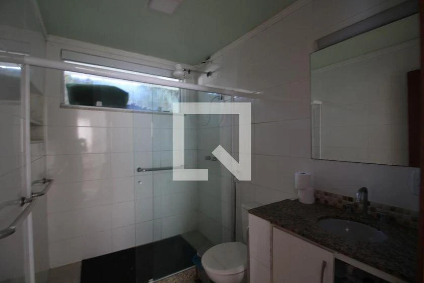 Rental house with 4 bedrooms and 340 m² — photo 12