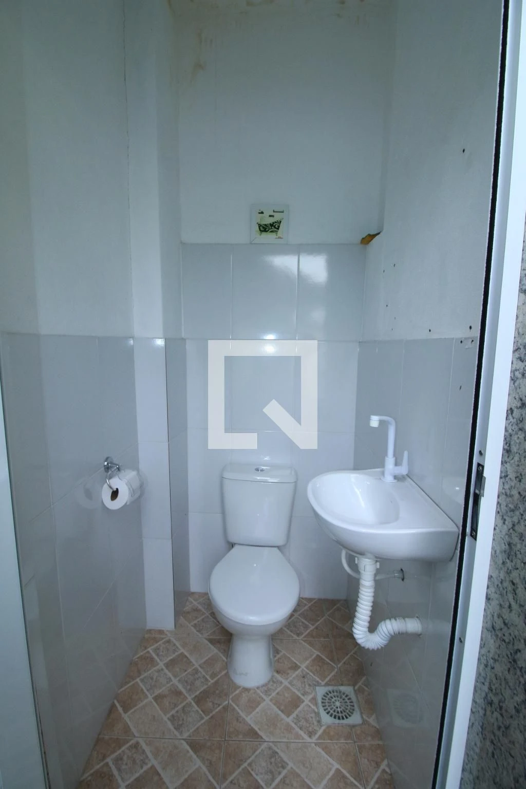 Unfurnished house for rent with 4 bedrooms and private garden — photo 10