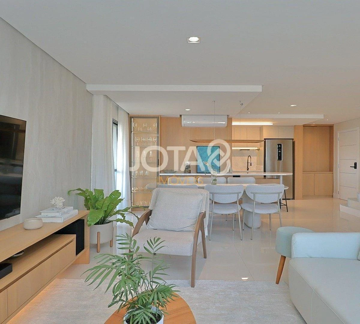 Мебльований дуплекс із 3 спальнями та 243 м² — photo 24