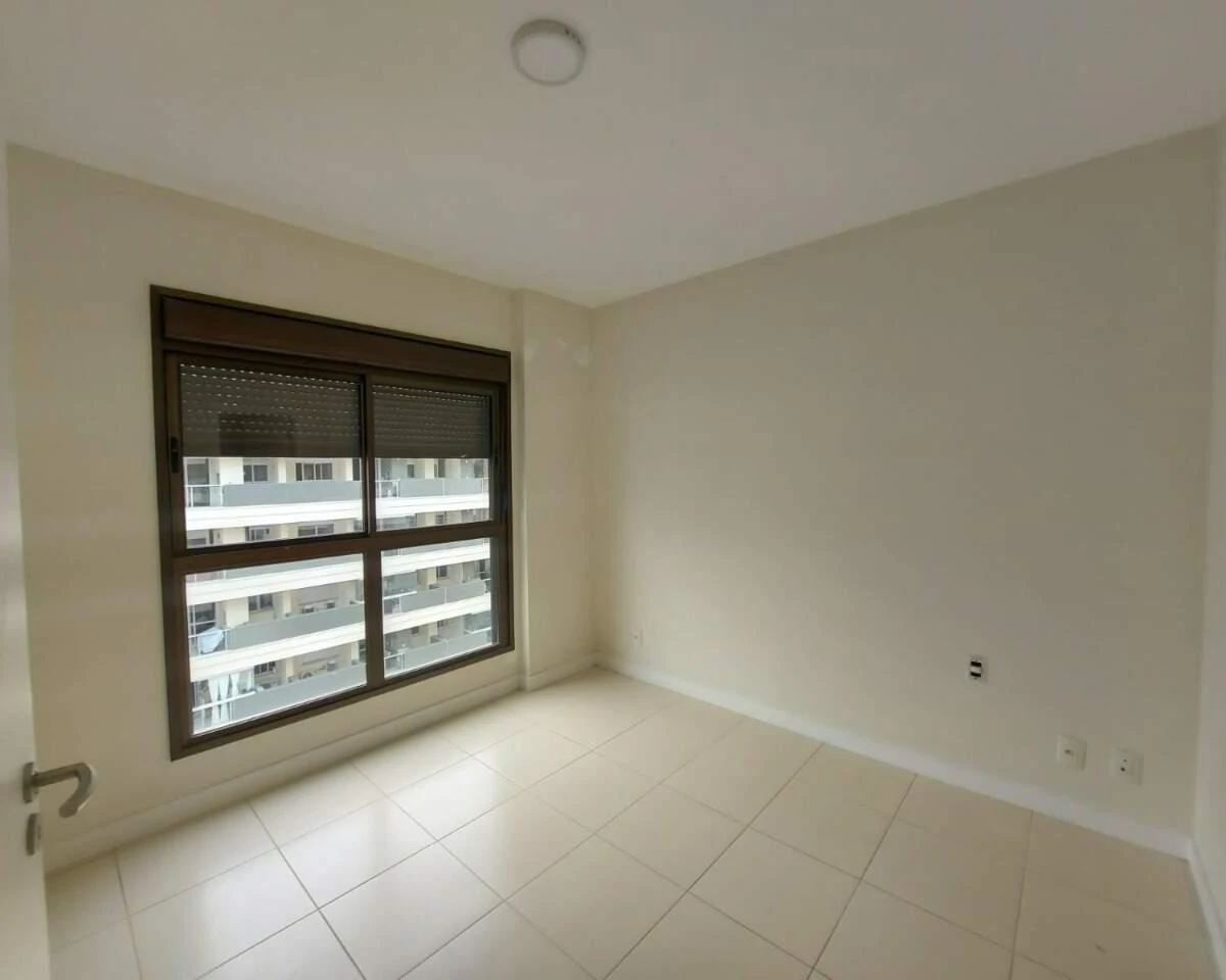 Apartment, 83 m², with a grill on the balcony — photo 10