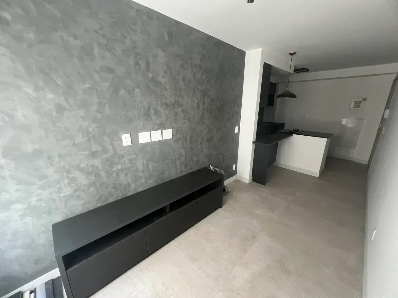 1-bedroom apartment with open-plan gas kitchen — photo 12