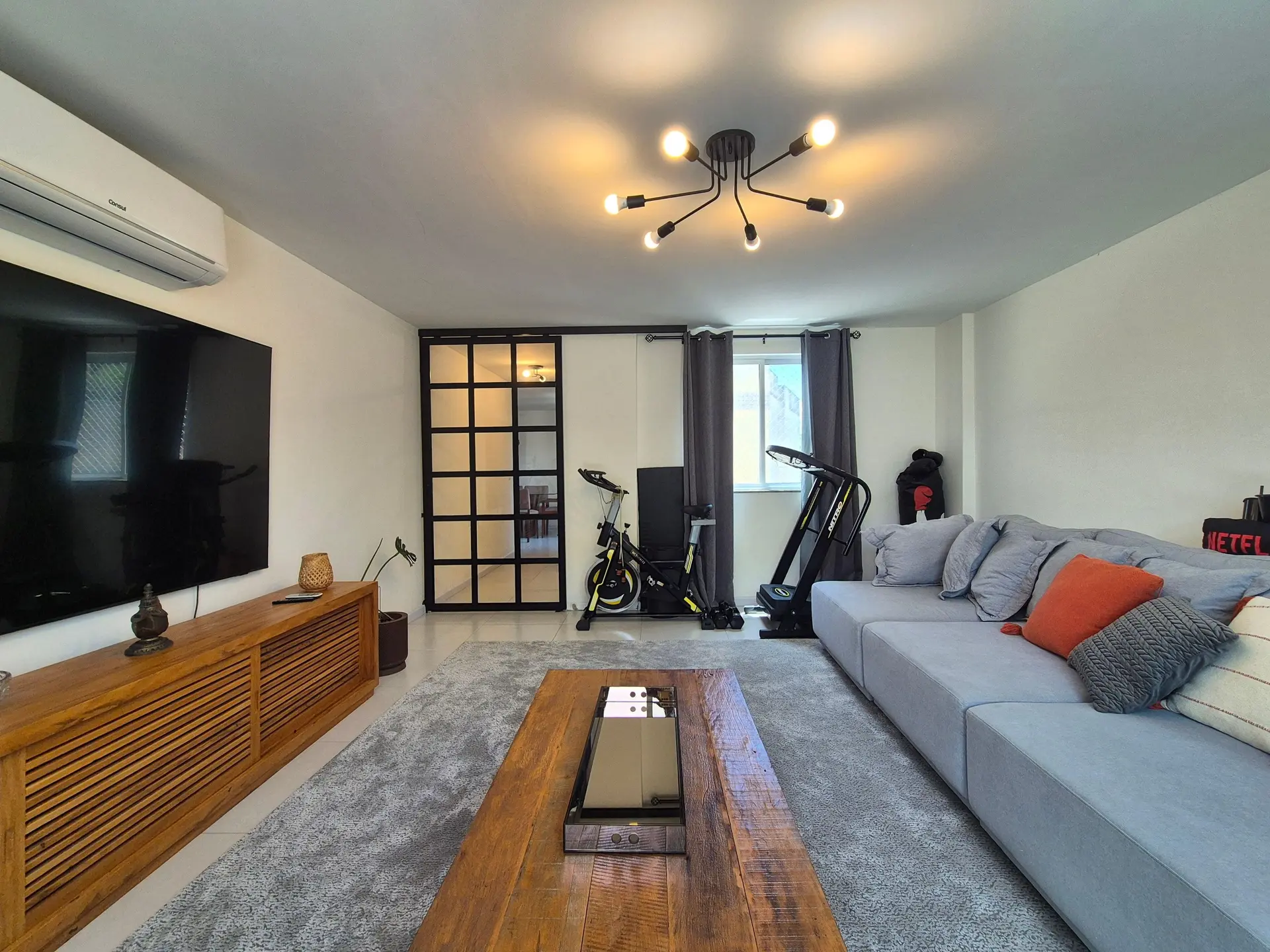 Apartamento mobiliado, 200 m², com varanda envidraçada — photo 23
