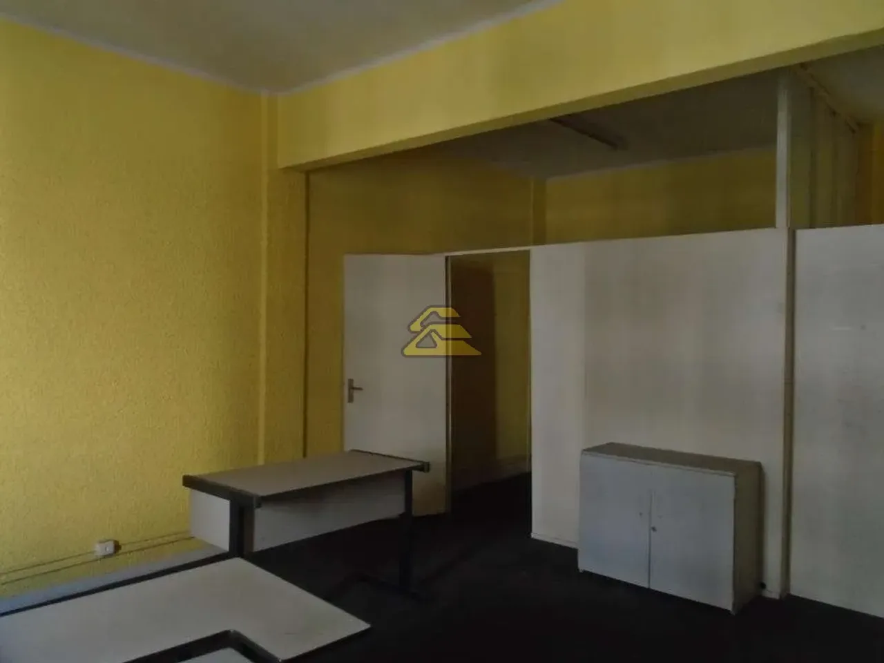 1-bedroom apartment with elevator and ceramic tile floors — photo 13