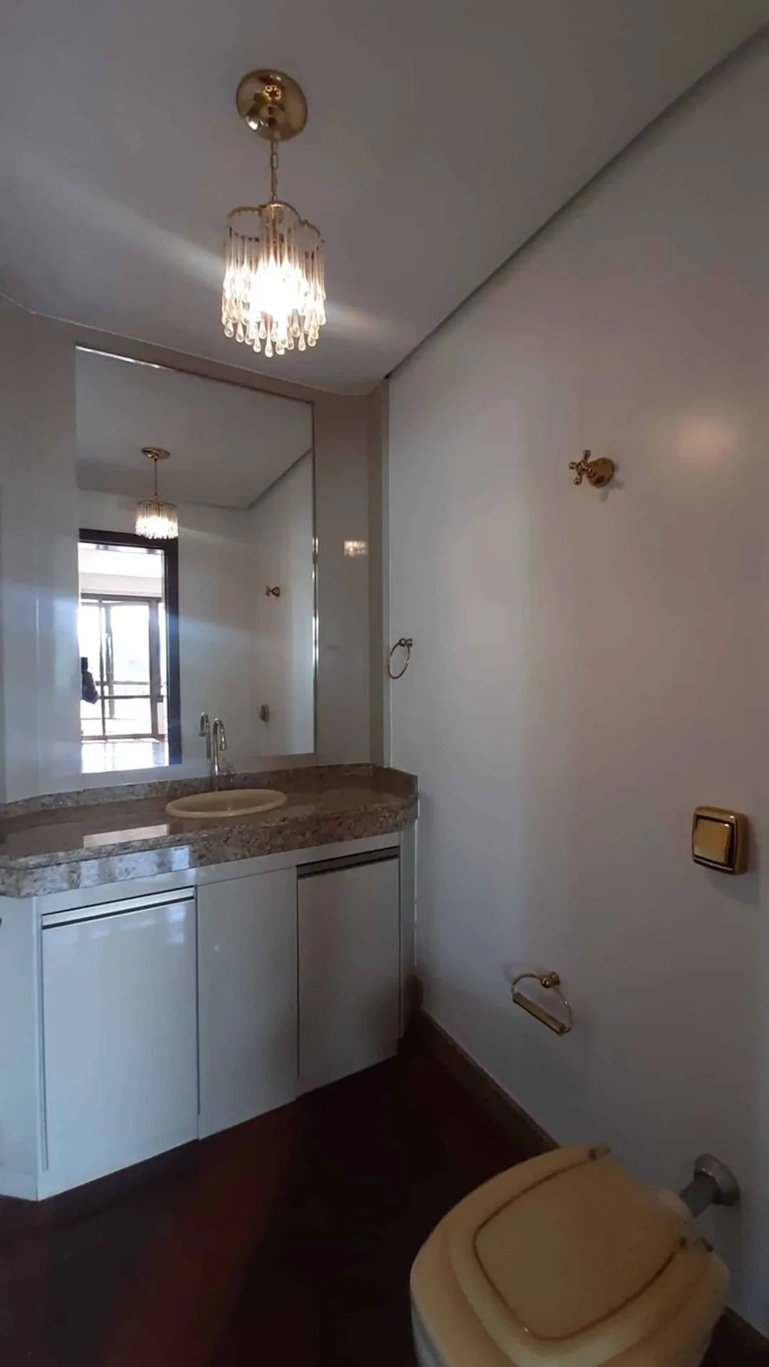 283 m² apartment with 4 bedrooms and 2 en-suites — photo 42
