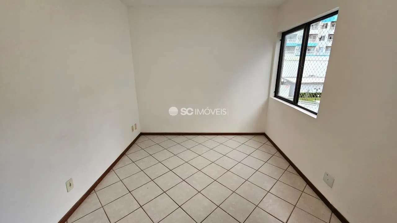 Unfurnished 2-bedroom apartment with private garden, 67 m² — photo 18