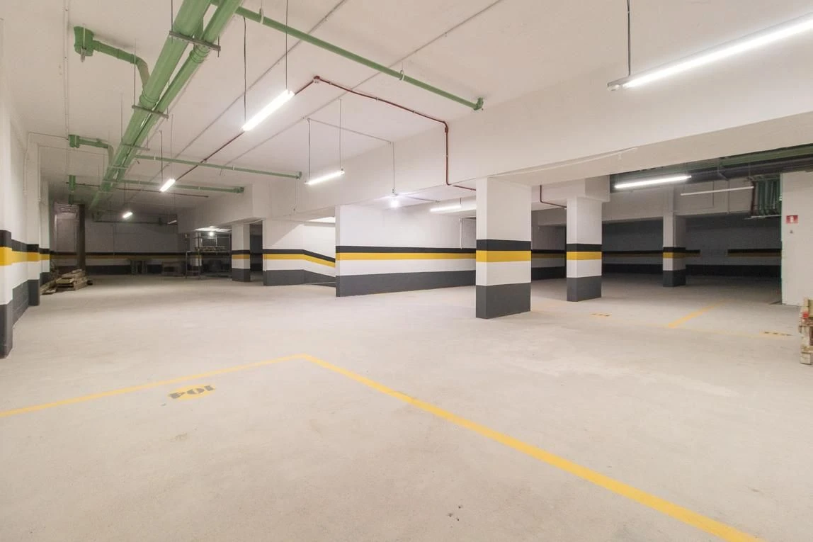 Studio in a building with a gym — photo 7