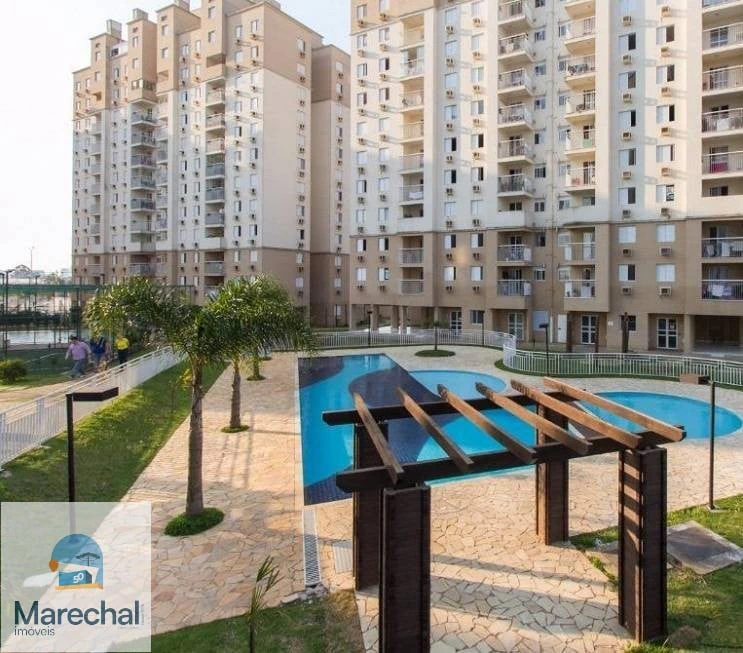 3-bedroom apartment in a building with a pool — photo 11