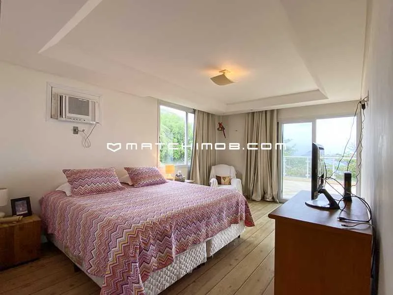 Furnished house with 4 bedrooms and 5 bathrooms, 3 parking — photo 29