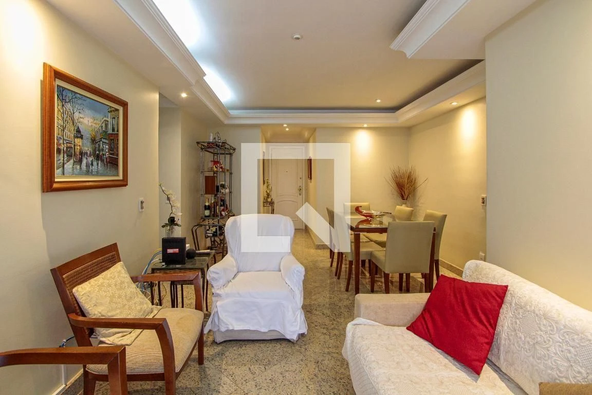 Apartamento mobiliado com 2 quartos e 2 banheiros