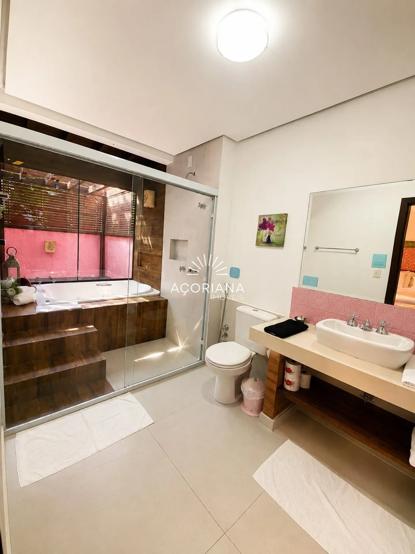 Casa com 4 suítes e cozinha fechada de 750 m² — photo 5
