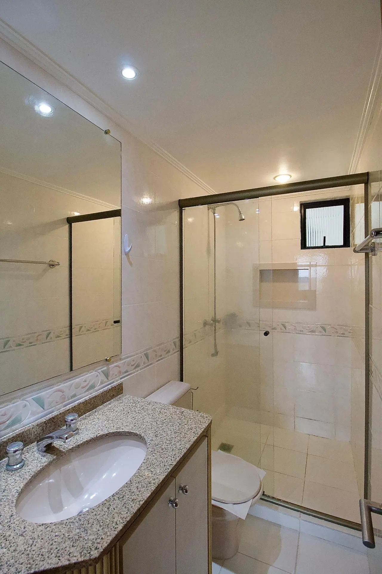 Apartment, 147 m², with a jacuzzi — photo 41