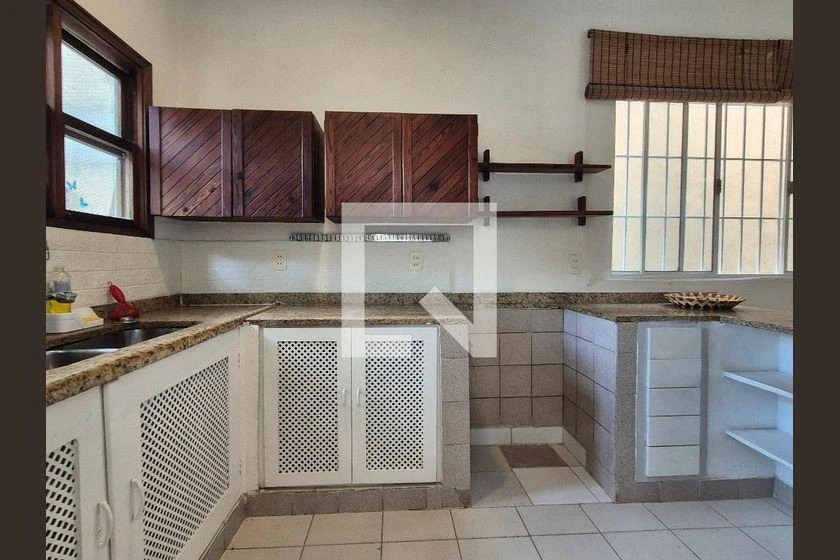 Casa de 3 quartos com 2 vagas e pets permitidos — photo 41