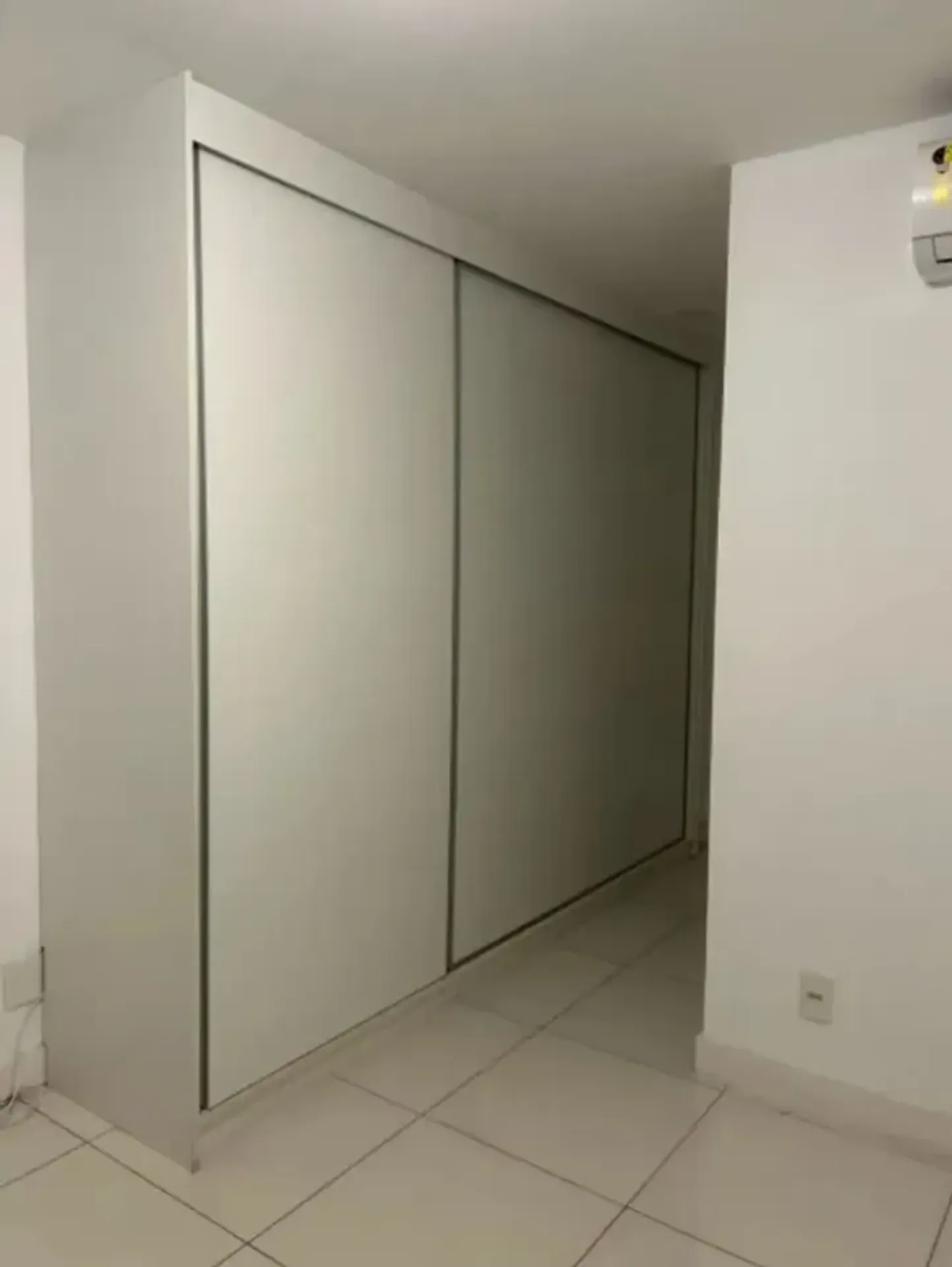 Apartamento com 4 quartos e 5 banheiros, fogão a gás — photo 19
