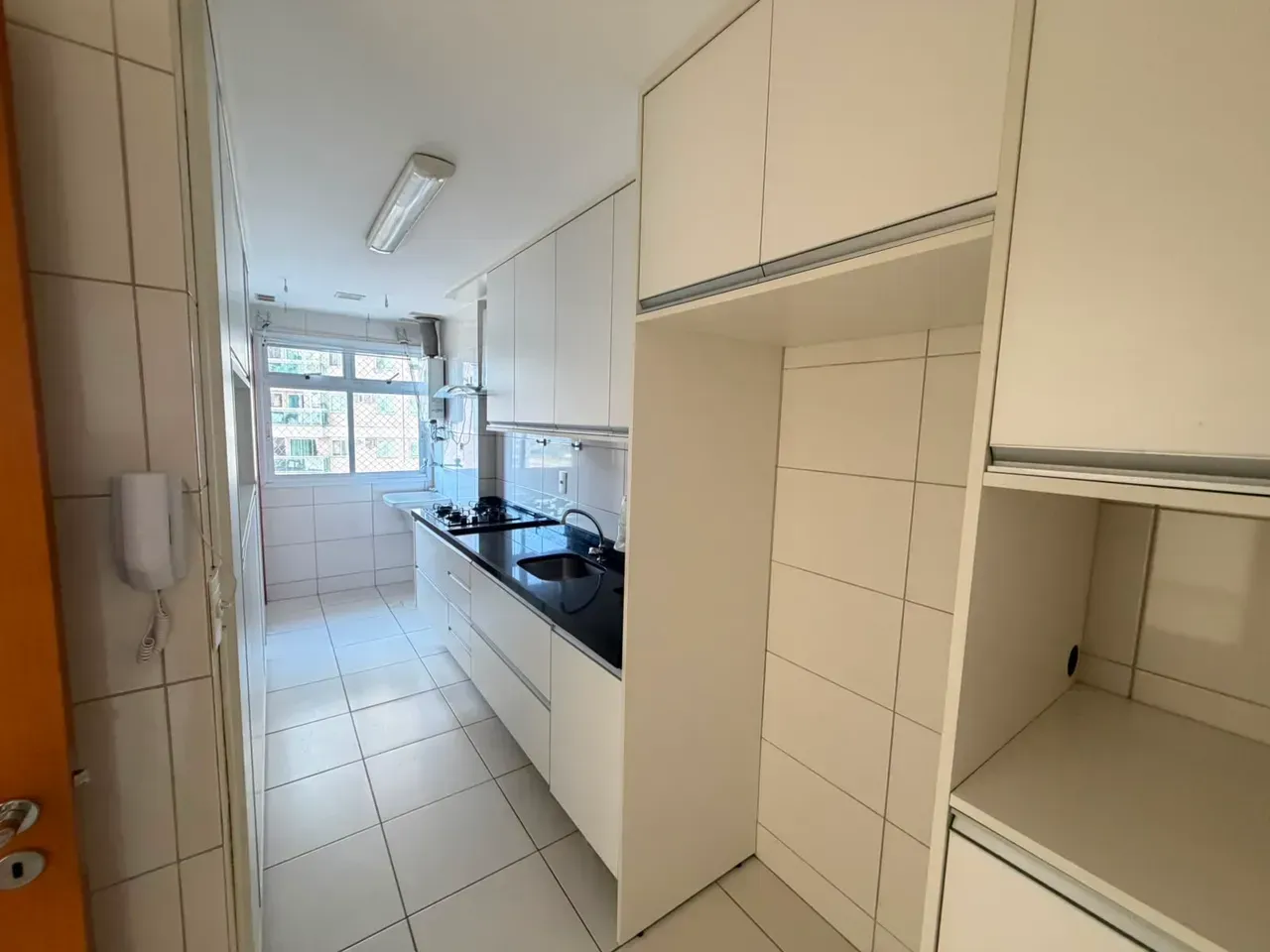 Квартира 78 м² з 2 спальнями та балконом — photo 9