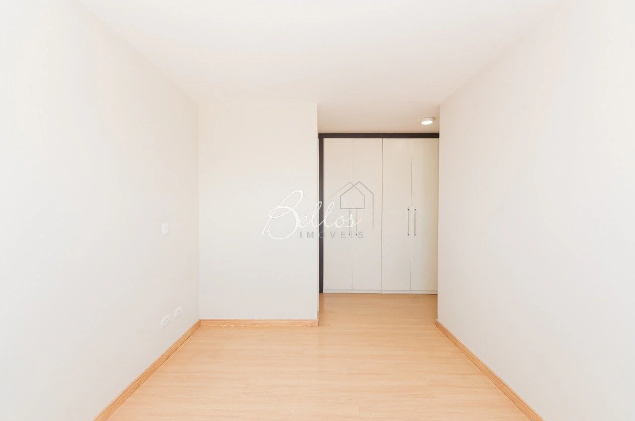 77 m² apartment with a private BBQ and a walk-in closet — photo 24