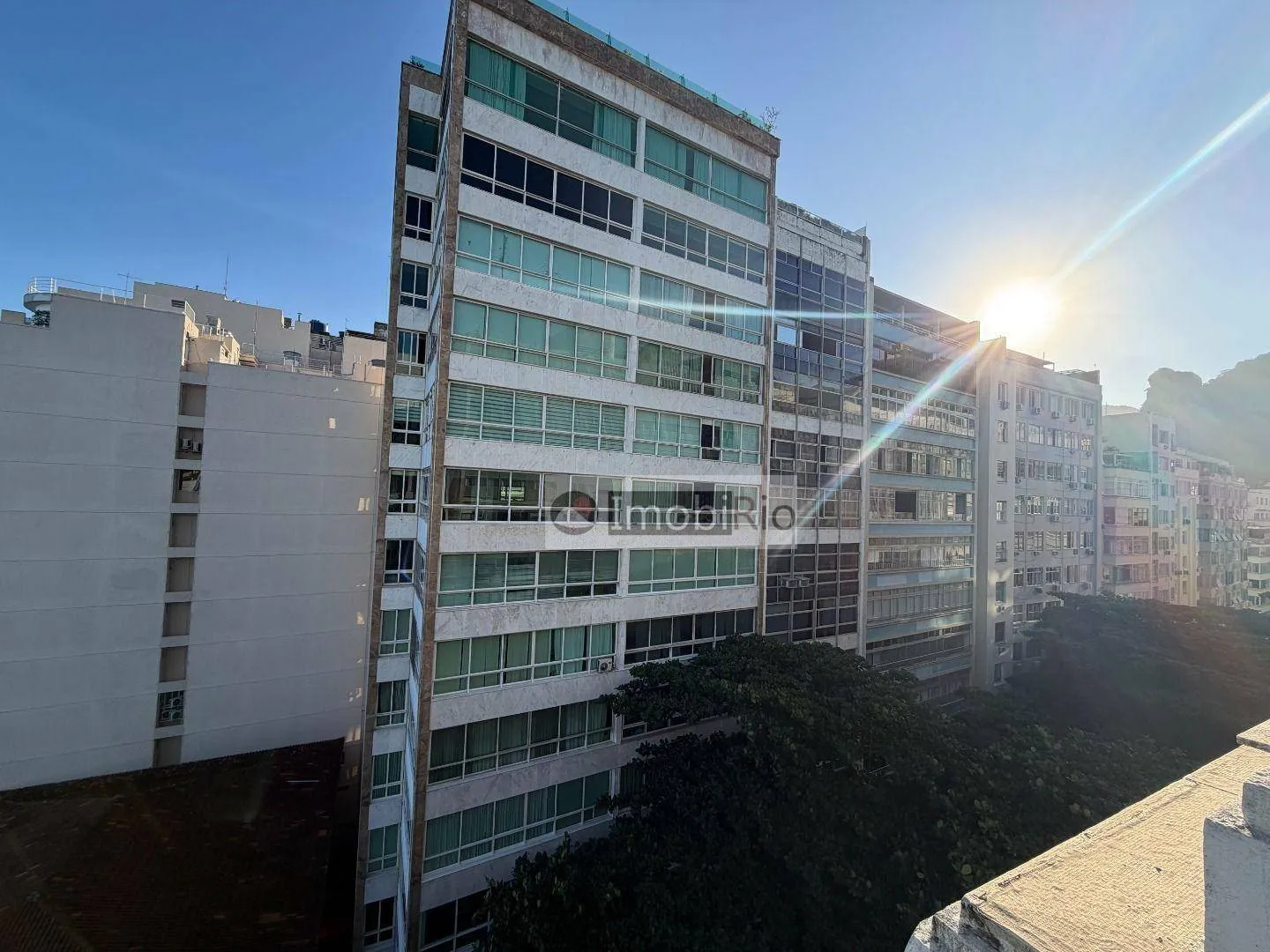 Apartamento de 1 dormitório de 70 m² com varanda — photo 34
