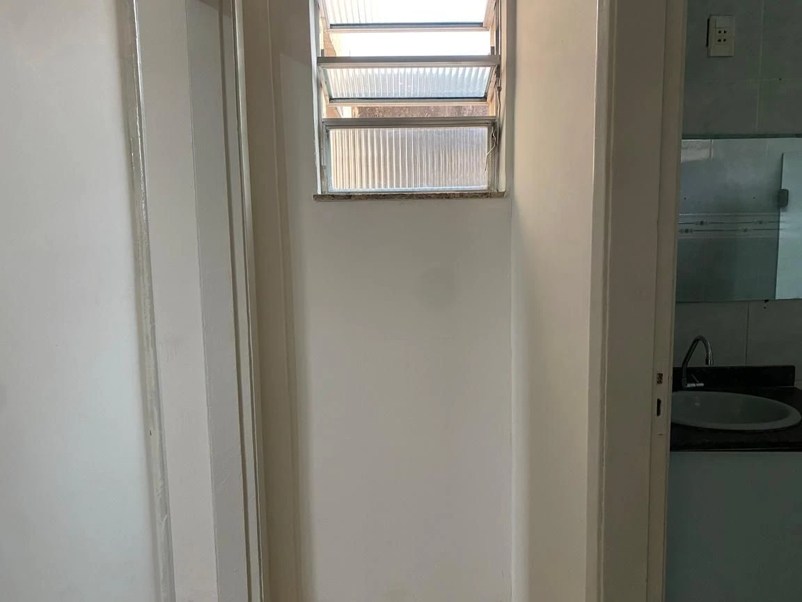 Unfurnished 3-bedroom apartment with 1 bathroom — photo 29
