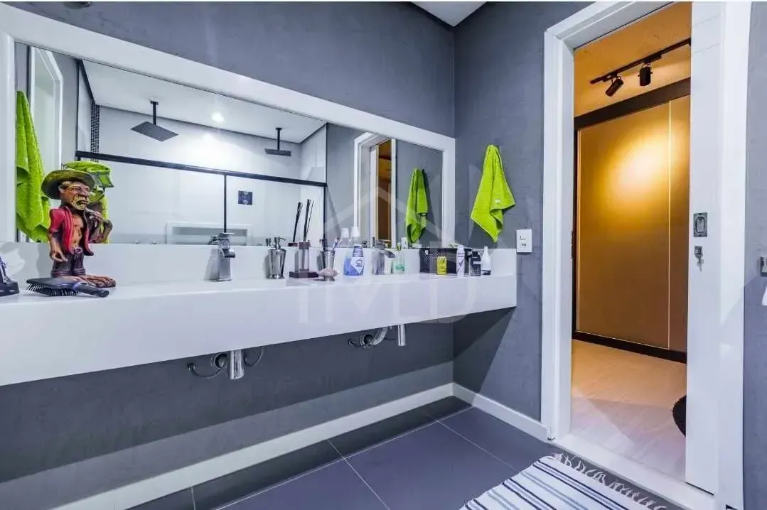 Furnished house with 4 bedrooms and 5 bathrooms — photo 6