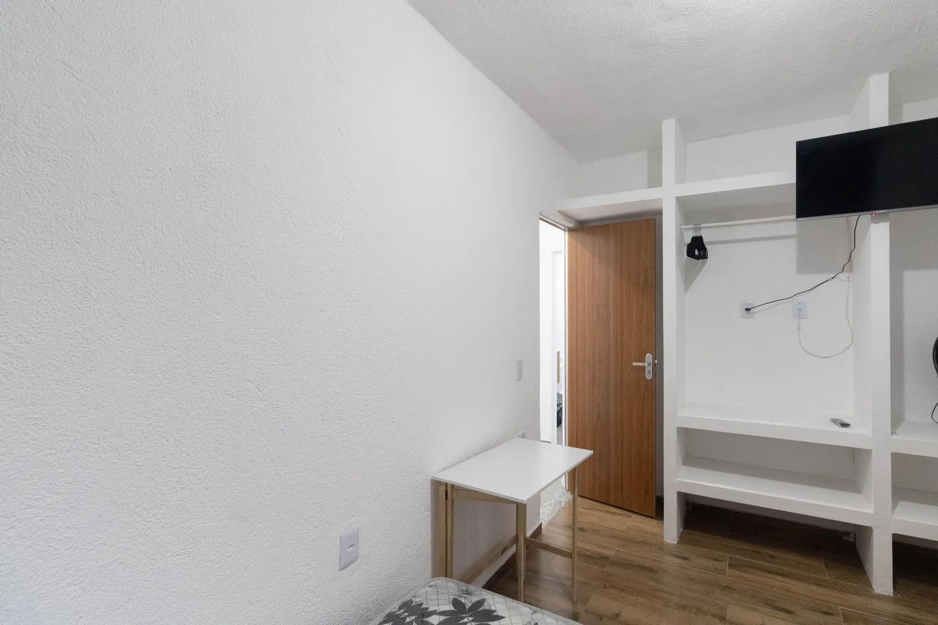 Casa amueblada con 1 dormitorio y cocina cerrada a gas — photo 12