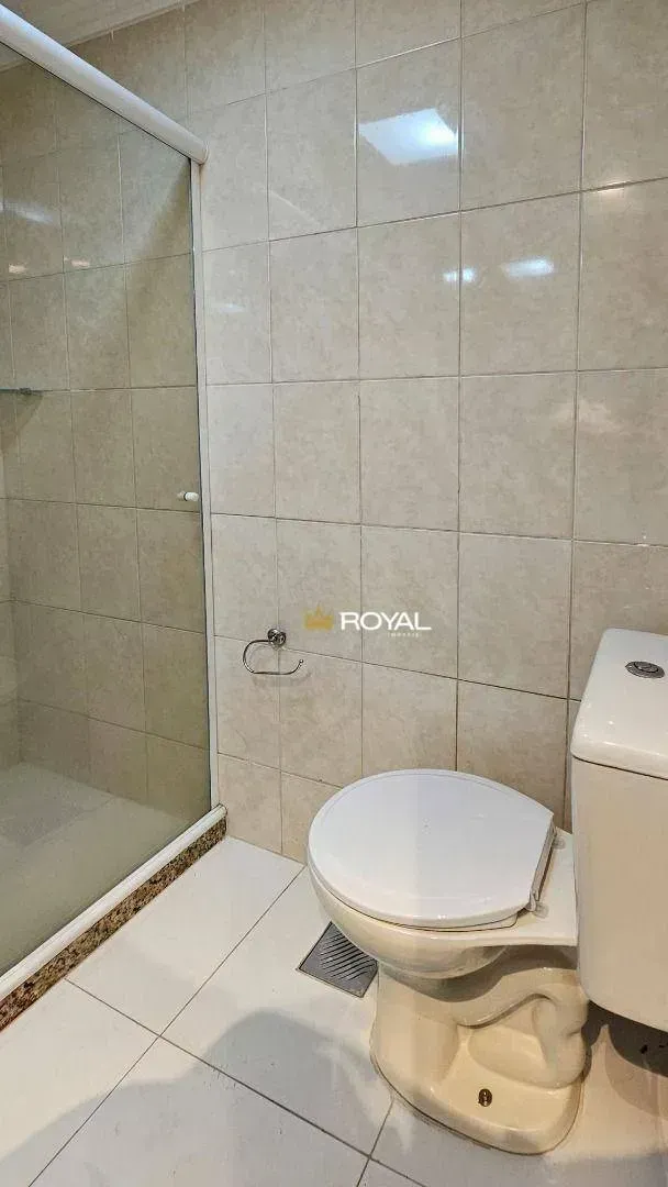 2-bedroom apartment with a glass-enclosed balcony — photo 20