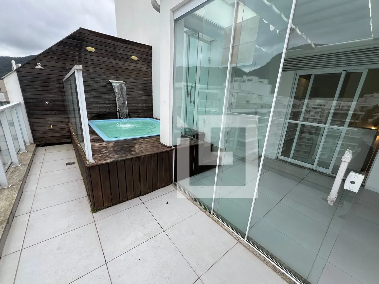 Duplex penthouse 142 m² on the 8th floor with 2 parking — photo 3