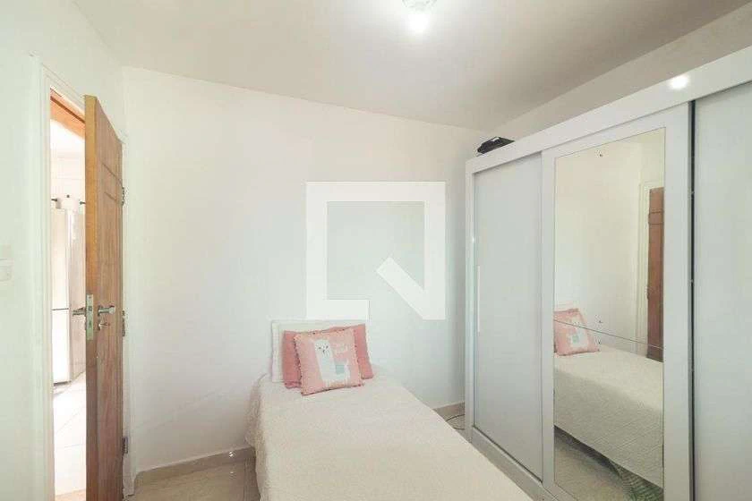 Casa mobiliada com 2 quartos, 1 banheiro e 80 m² — photo 23