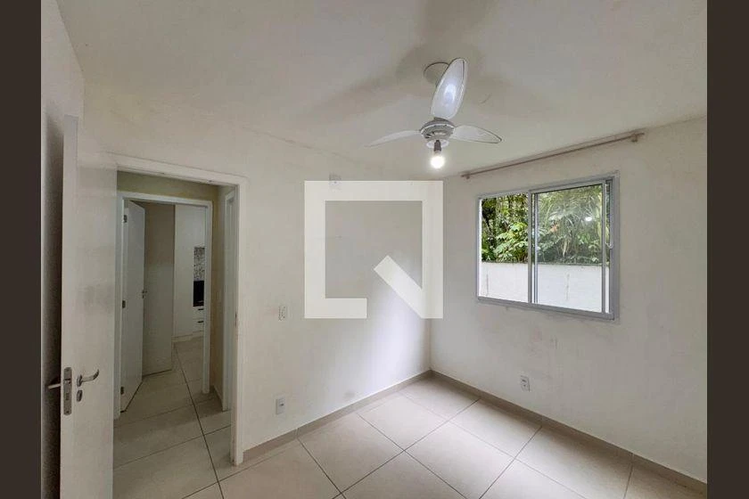 Apartamento mobiliado de 2 quartos em condomínio com piscina — photo 29