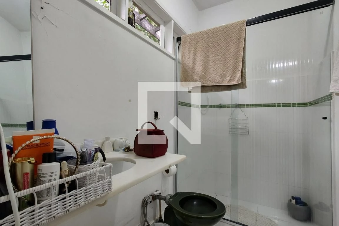 Furnished house with 3 bedrooms, private garden and 2 spots — photo 80