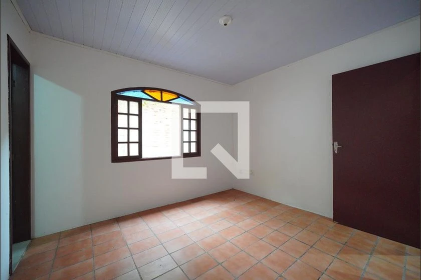 Furnished house with 3 en-suite bedrooms and 12 parking — photo 8