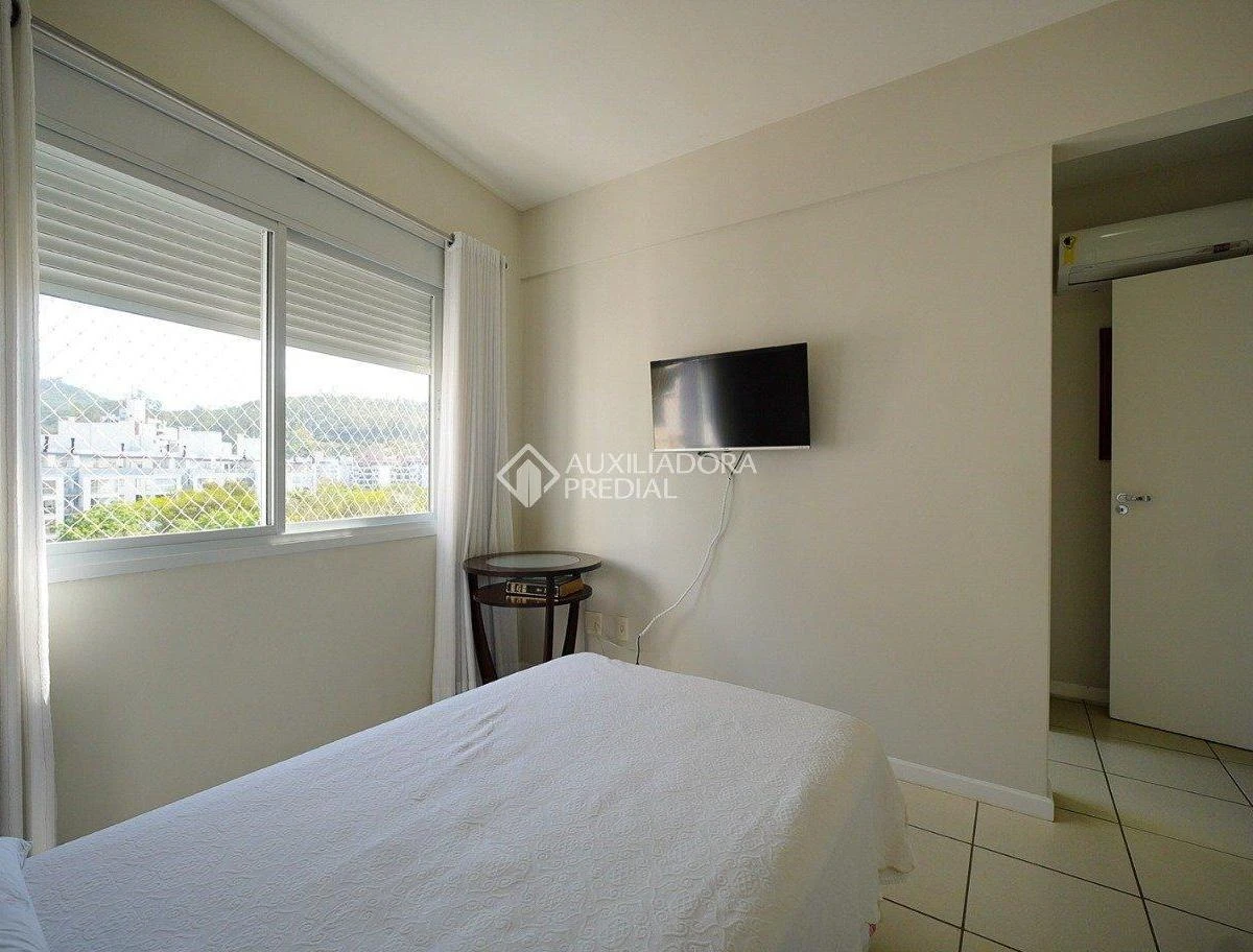 Furnished apartment, 65 m², with a washing machine — photo 17